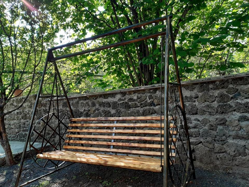 Hotel Mthnadzor Goris Exterior foto