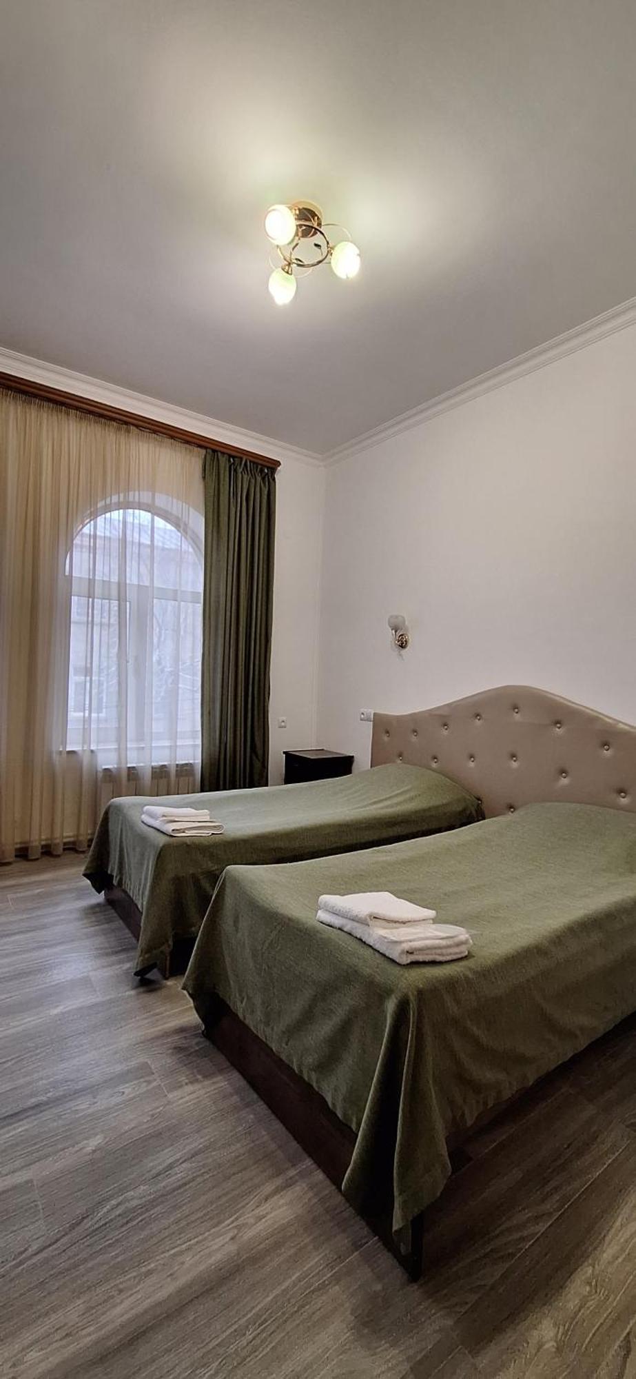Hotel Mthnadzor Goris Exterior foto