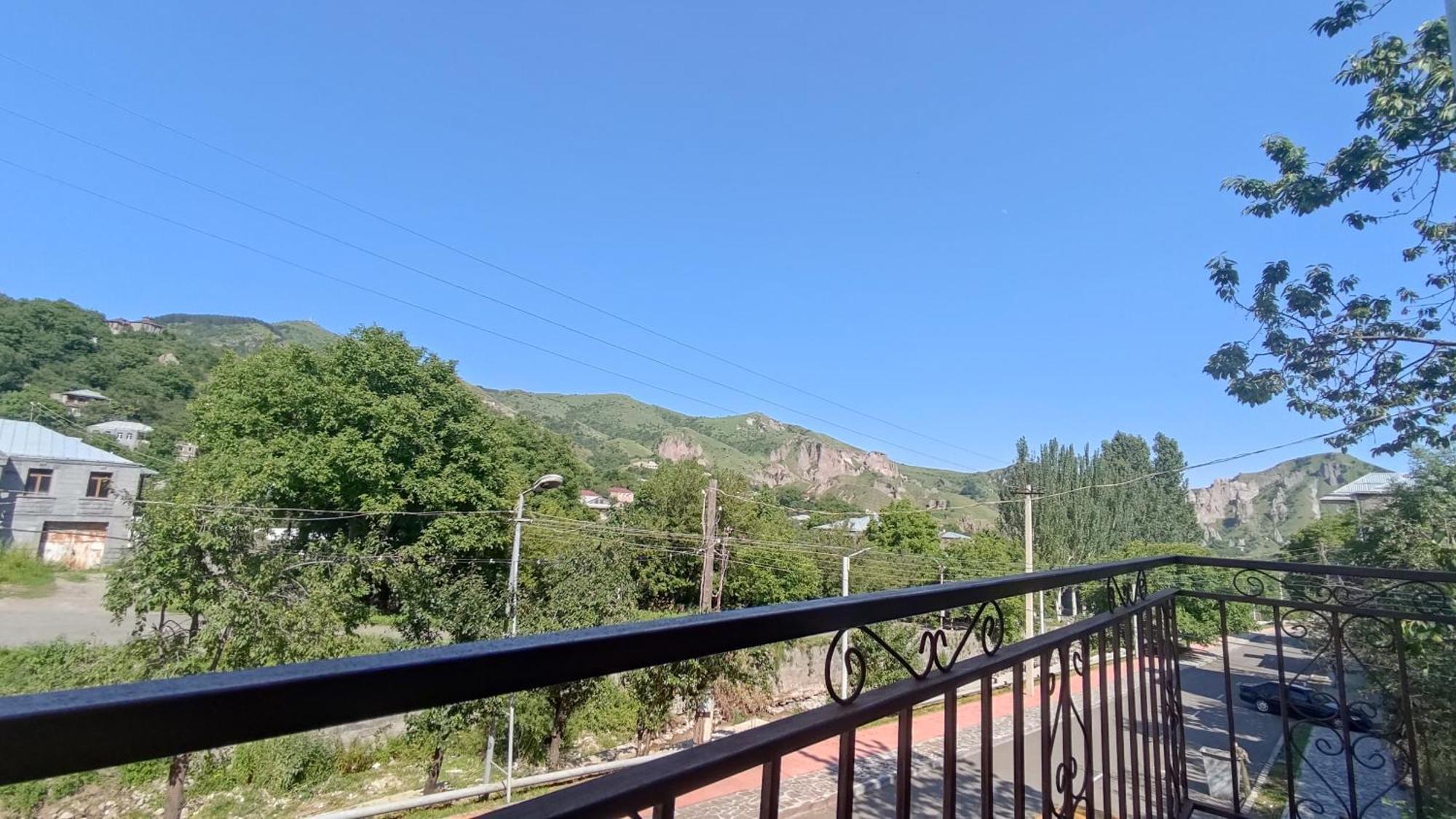 Hotel Mthnadzor Goris Exterior foto
