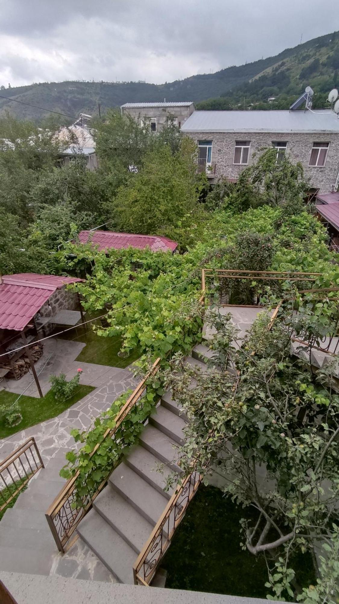 Hotel Mthnadzor Goris Exterior foto