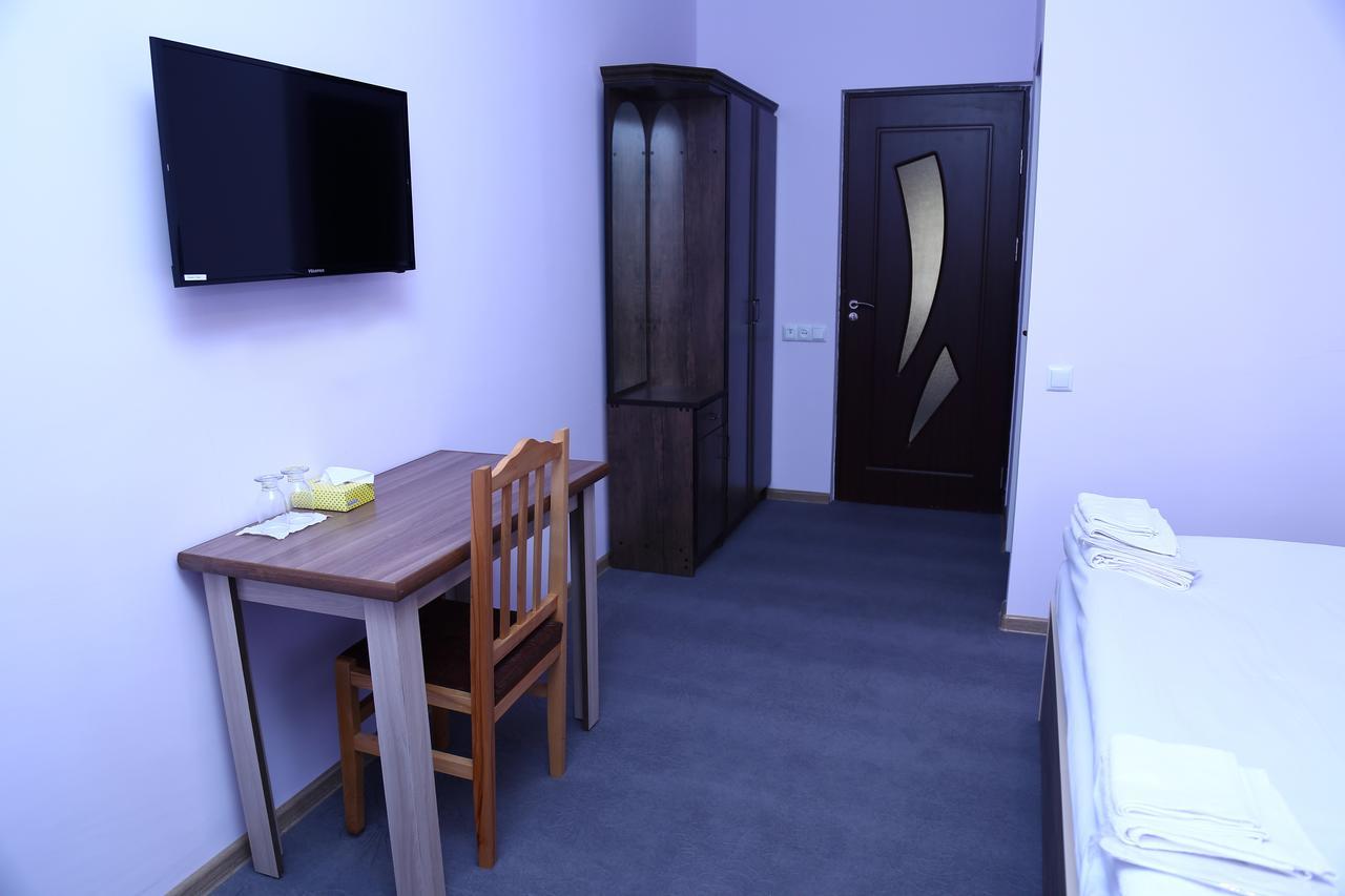 Hotel Mthnadzor Goris Exterior foto